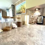 בית נופש Seaside Hideaway *