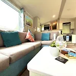בית נופש Seaside Hideaway *