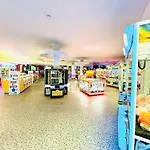 Seaside Hideaway פילי